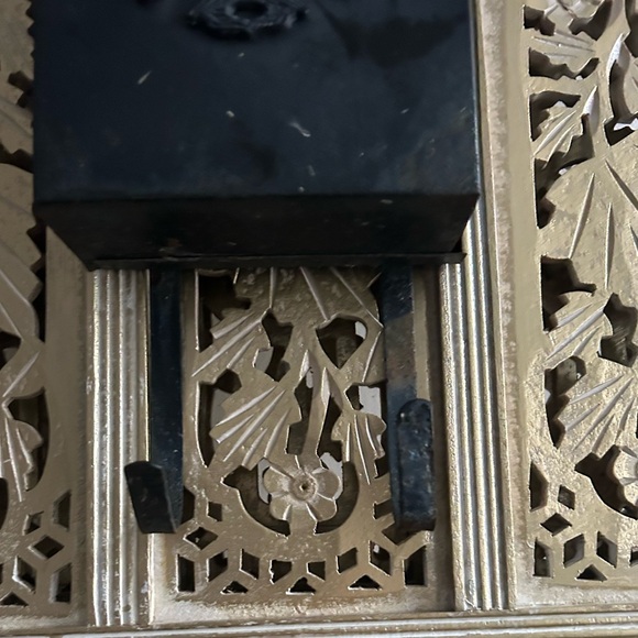 Vintage - Black Metal Eagle Wall Mount Mailbox for Mail and Newspaper Delivery - Picture 5 of 5